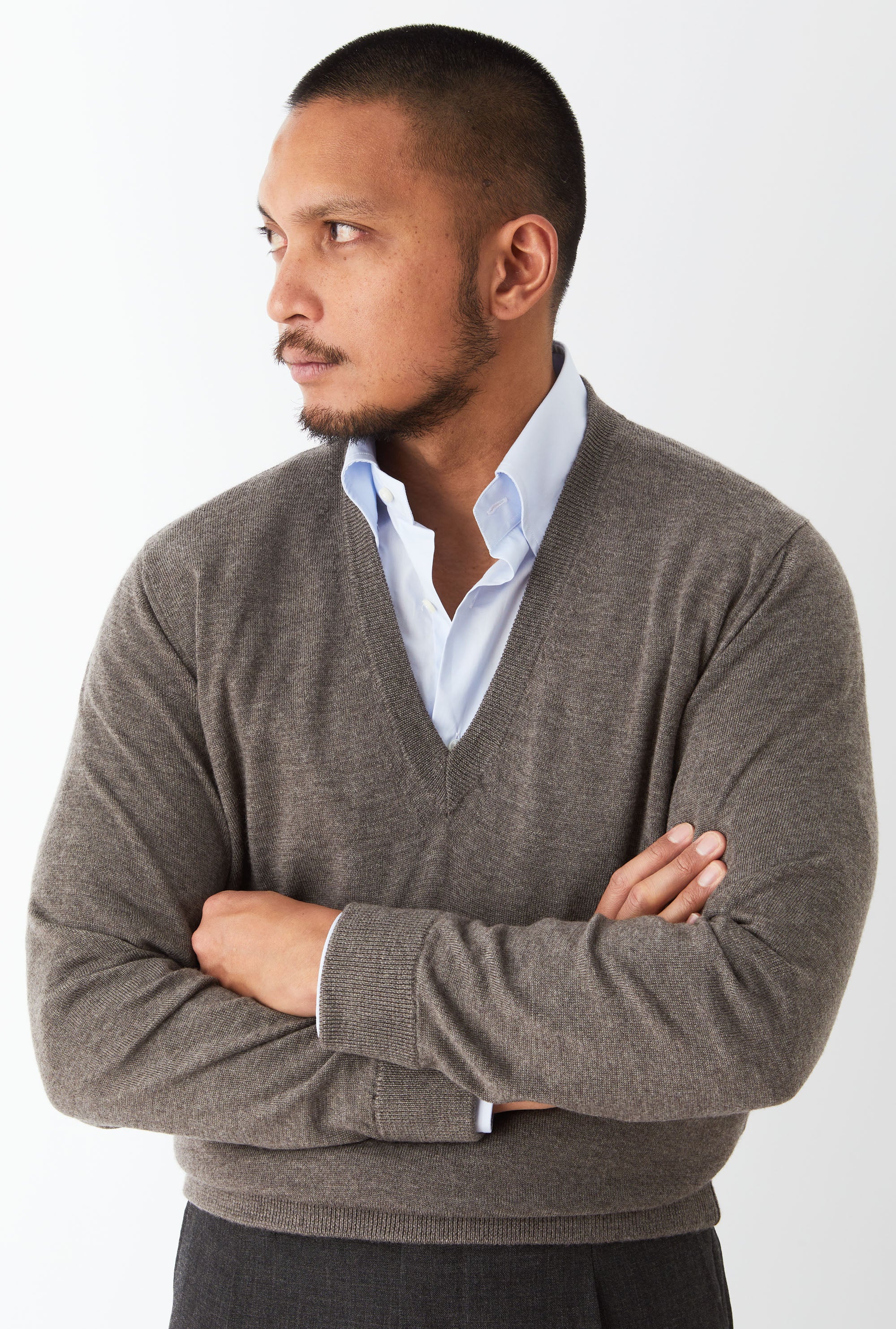 V-Neck Merino Wool Taupe