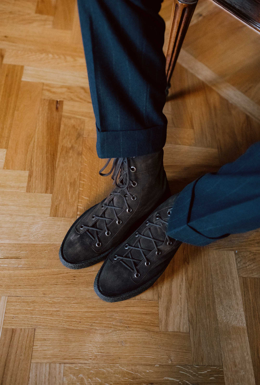 Mountain Boot Crepe Sole Dark Brown Suede