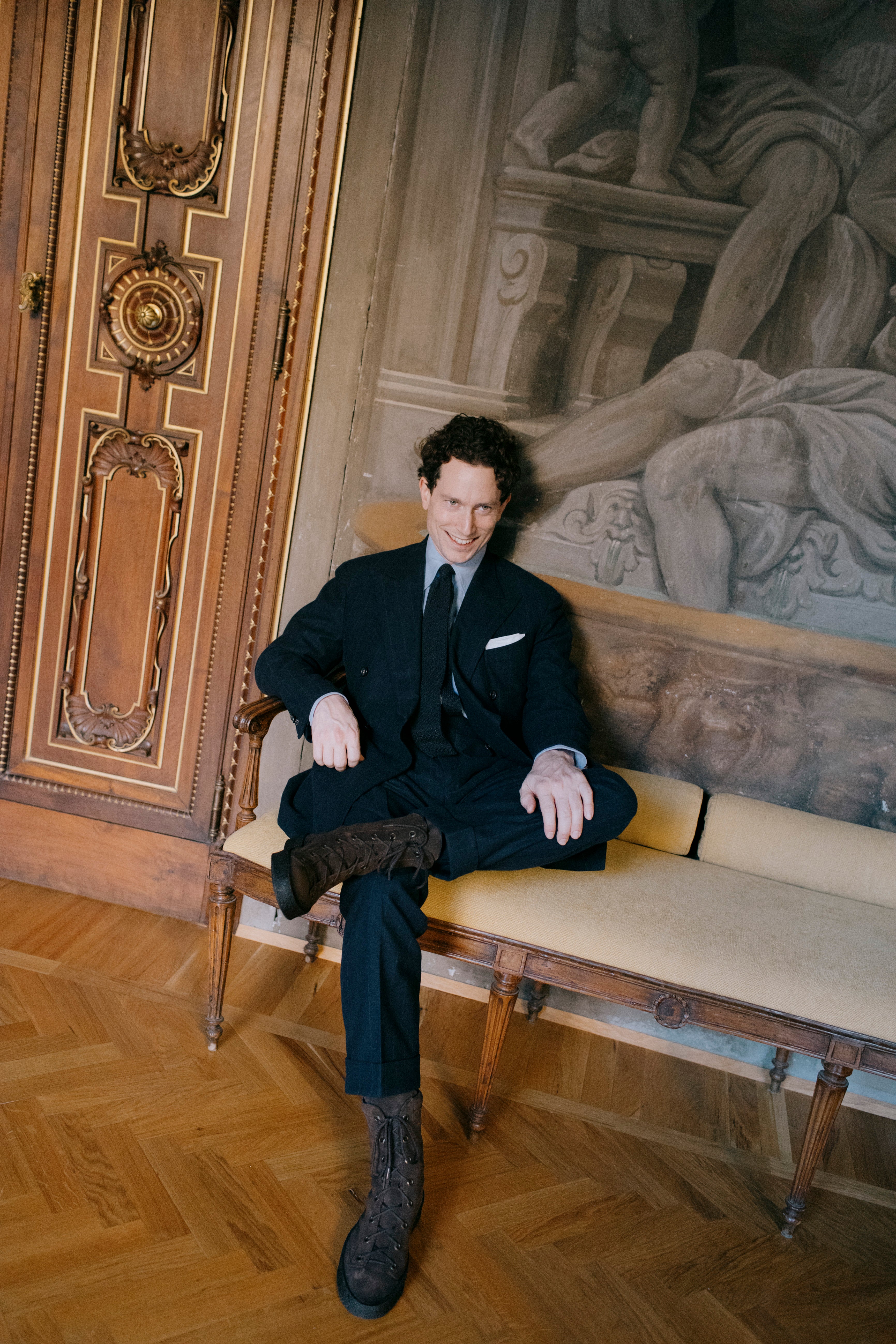 Mountain Boot Crepe Sole Dark Brown Suede